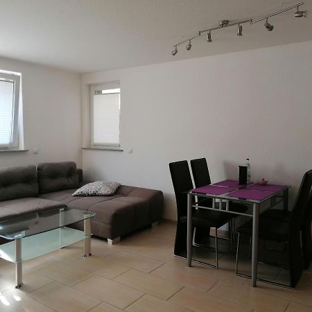 Ferienwohnung Weingut Brutscher Roschbach Bagian luar foto